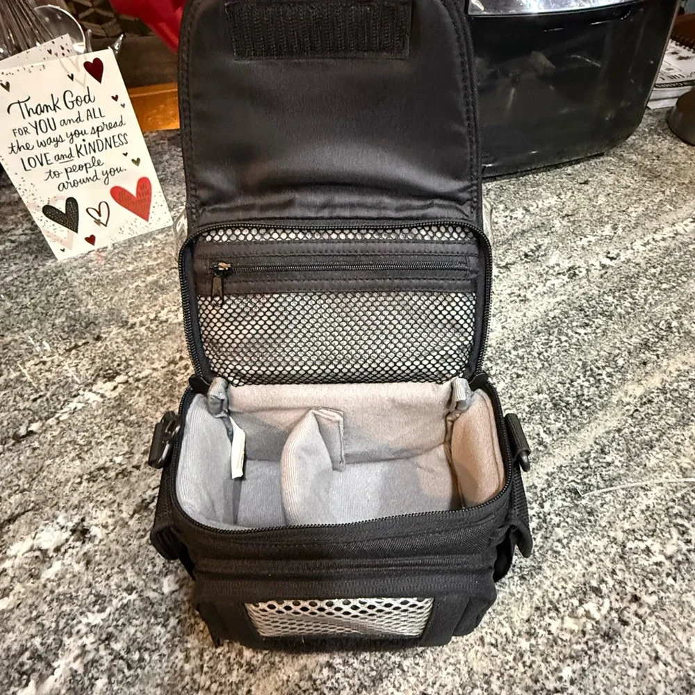 Lowepro Edit 110 Black Nylon Digital / Video / Camera Bag